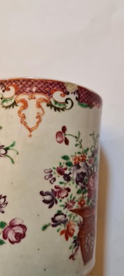 Lot 175 - A collection of English, Continental and Chinese porcelain pieces