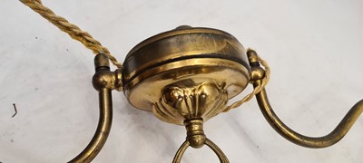 Lot 171 - A collection of brass lighting