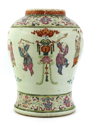 Lot 51 - A Chinese famille rose vase