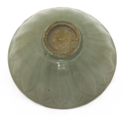 Lot 10 - A Chinese Longquan celadon bowl