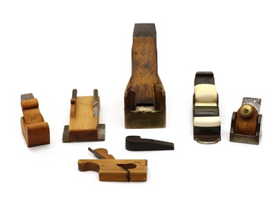 Lot 156 - A collection of woodworking and instrument making planes