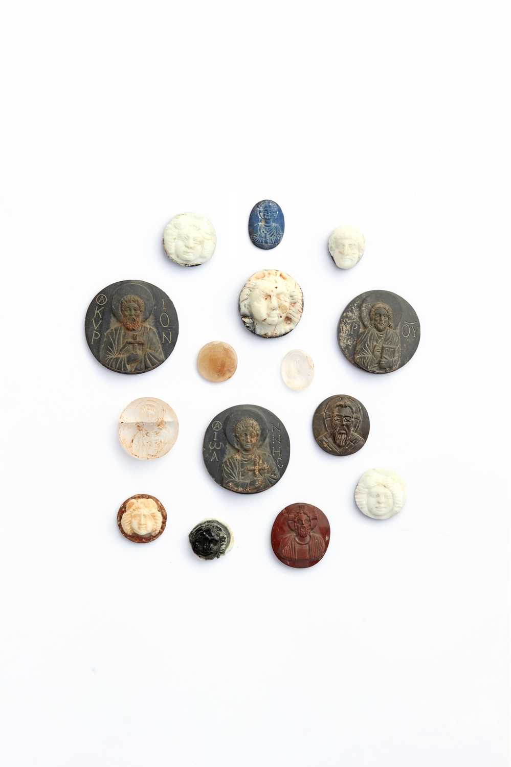 Lot 107 - A collection of Roman and Byzantine glass and hardstone portrait cameos