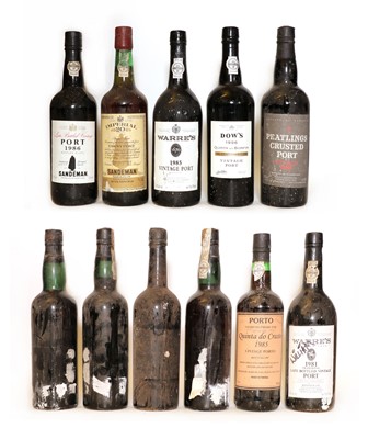 Lot 275 - A collection of Vintage Port