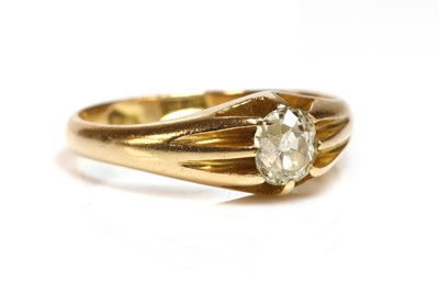 Lot 108 - A gentlemen's single stone diamond ring