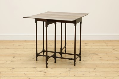 Lot 345 - A George III mahogany drop-leaf gateleg side table
