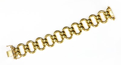 Lot 344 - An Italian 14ct gold hollow oval link bracelet