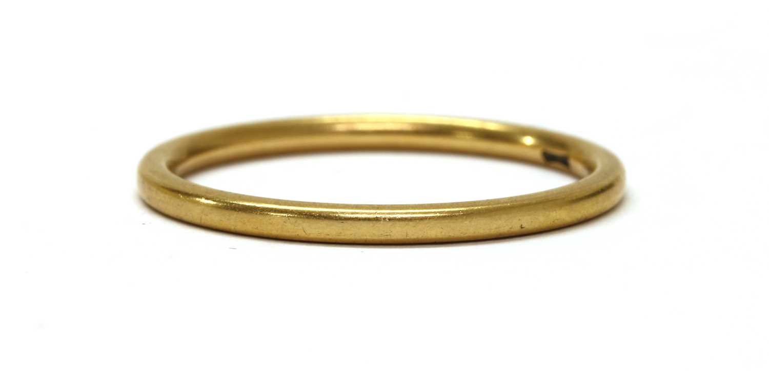 Lot 117 - A 22ct gold wedding ring