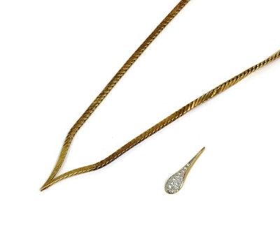 Lot 129 - A 14ct gold diamond necklace