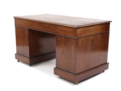 Lot 499 - A Victorian mahogany pedestal desk