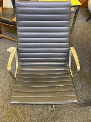 Lot 351 - Three 'EA116' Aluminium Group lobby chairs