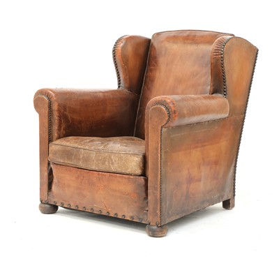 Lot 281 - A leather club armchair
