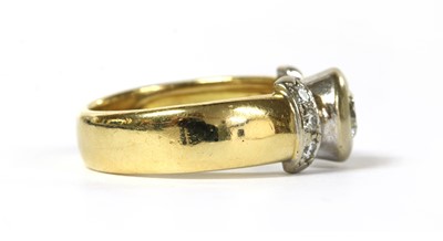 Lot 1096 - An 18ct gold diamond ring