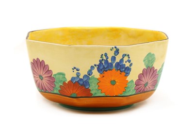 Lot 213 - A Clarice Cliff 'Bizarre' Gayday pattern bowl