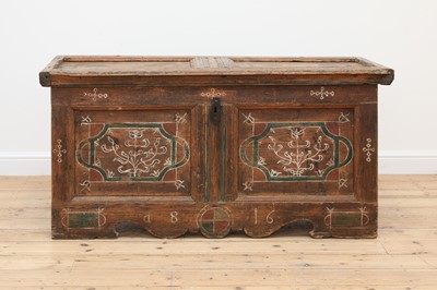 Lot 721 - A painted pine chest