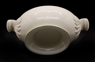 Lot 110 - A creamware oval tureen