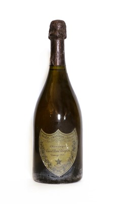 Lot 17 - Moet & Chandon, Epernay, Dom Perignon, 1970, scuffs to label (1)