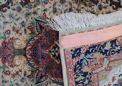 Lot 313 - A Turkish Hereke silk rug