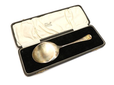 Lot 3 - A collection silver items