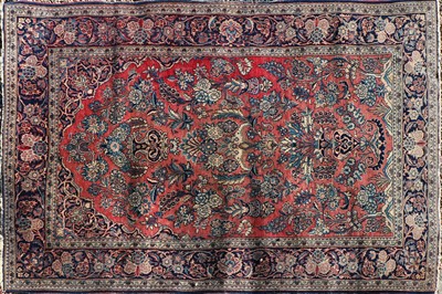 Lot 352 - A Kashan rug