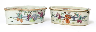 Lot 209 - A pair of Dresden vases