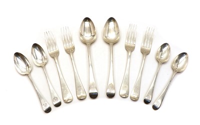 Lot 41 - A Georgian silver composite cutlery set