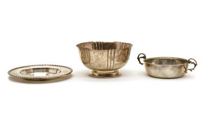 Lot 2 - A collection of silver items