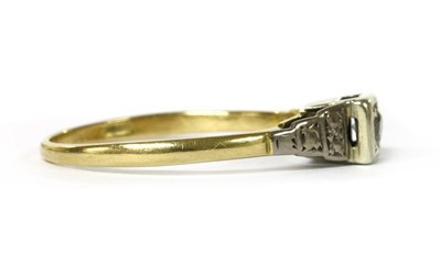 Lot 1093 - A gold single stone diamond ring