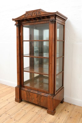 Lot 273 - A mahogany and glazed cabinet