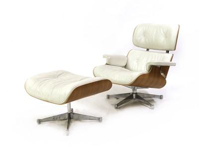 Lot 592 - An Eames '670' lounge chair and '671' ottoman