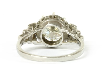 Lot 1117 - A single stone diamond ring