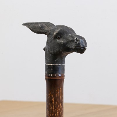 Lot 110 - A silver 'spitting' donkey's head automaton walking stick