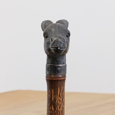 Lot 110 - A silver 'spitting' donkey's head automaton walking stick