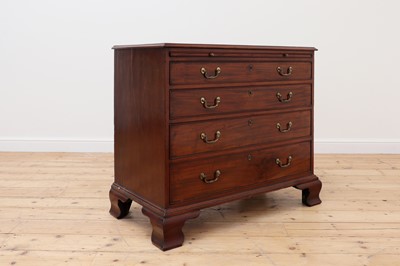 Lot 542 - A George lll mahogany bachelor's chest