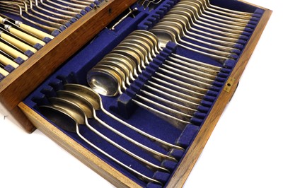 Lot 43 - An oak cased canteen of silver plated cutlery