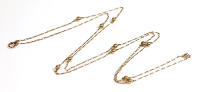 Lot 109 - An Edwardian fetter and ball link long chain