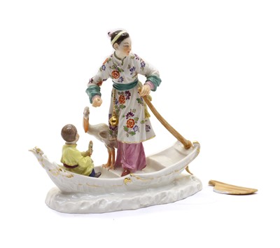 Lot 272 - A Meissen chinoiserie figure group 20th century