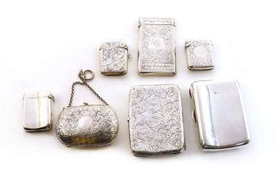 Lot 10 - A Victorian silver cased purse
