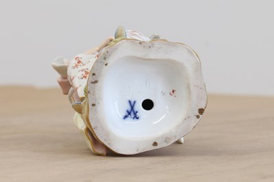Lot 165 - A Meissen porcelain figure
