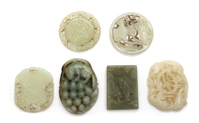 Lot 140 - A collection of six Chinese jade pendants