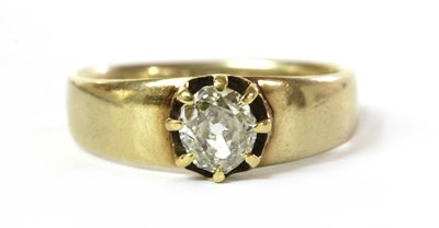 Lot 88 - A gold single stone diamond ring