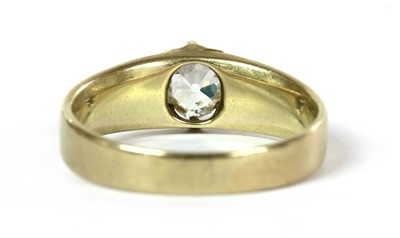 Lot 88 - A gold single stone diamond ring