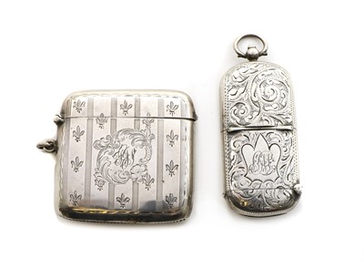 Lot 11 - A silver combination sovereign and vesta case