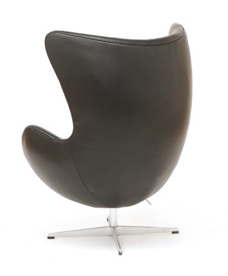 Lot 525 - An egg chair