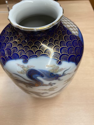 Lot 151 - A Japanese Arita vase