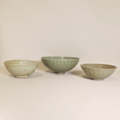 Lot 12 - A Chinese Longquan celadon bowl