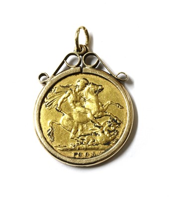 Lot 346 - A gold sovereign pendant