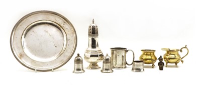 Lot 52 - A collection of silver items