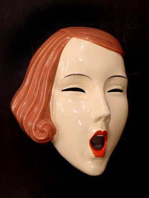 Lot 269 - An Art Deco pottery 'The Screamer' wall mask