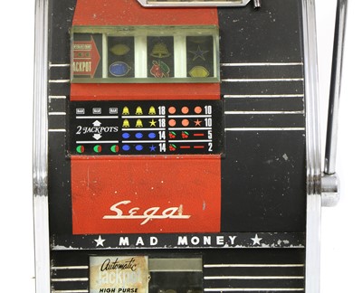Lot 229 - A Sega 'Mad Money' one armed bandit