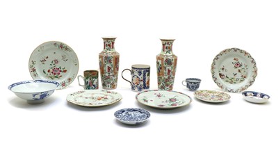 Lot 133 - A collection of 19th century Chinese porcelain